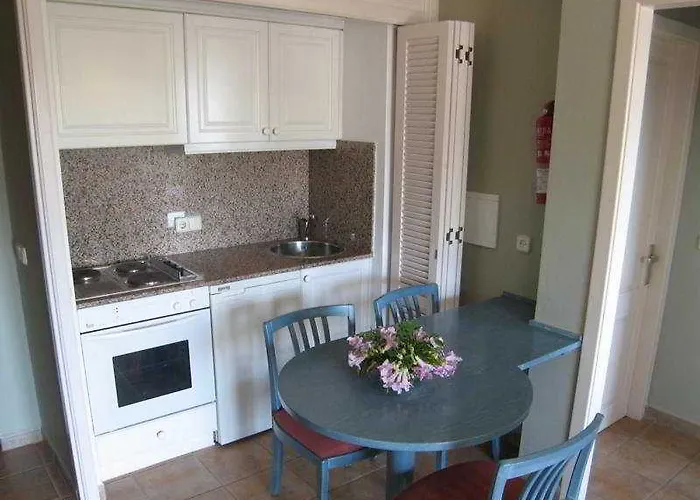 酒店 Calallonga Menorca 4*