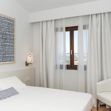 Hotell Calallonga Menorca