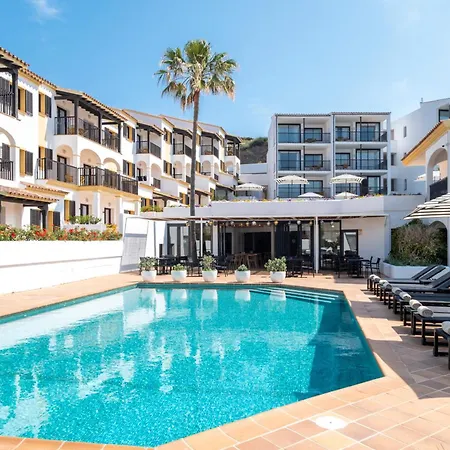 Calallonga Menorca מלון