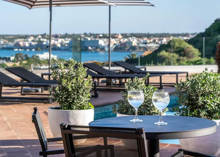 Calallonga Menorca 4* מאהון