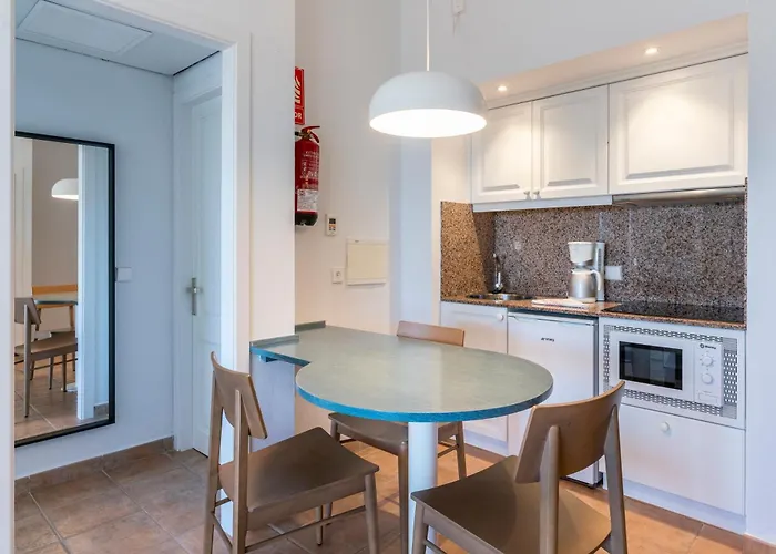 Calallonga Menorca 4* マオー