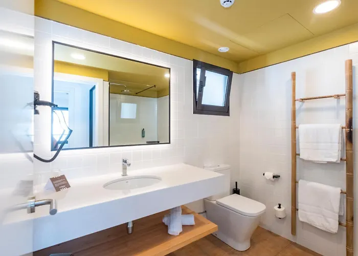 Calallonga Menorca מאהון