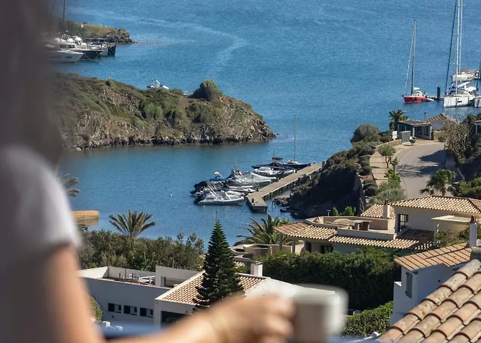 Calallonga Menorca מלון מאהון