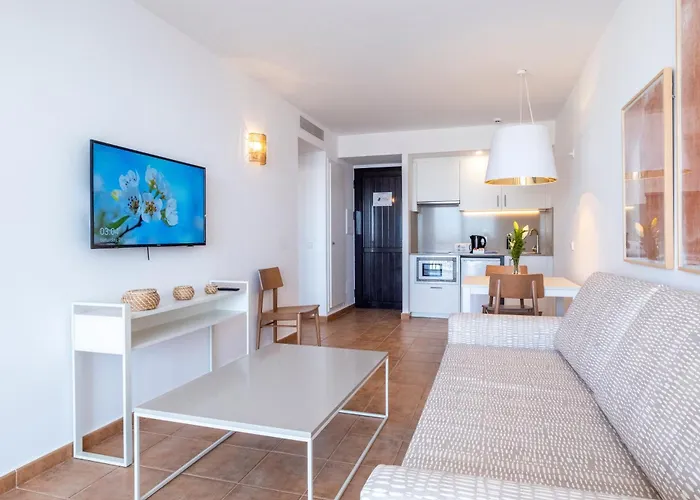 Calallonga Menorca Hotel